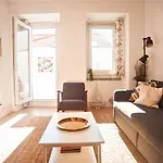 My Fair - Principe Real With Terrace Daire Lisboa