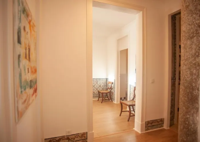 Apartment My Fair - Principe Real With Terrace Lissabon